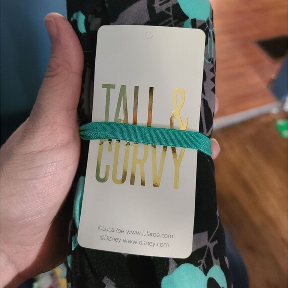 LuLaRoe Tall and Curvy Minnie mouse leggings - Picture 4 of 6